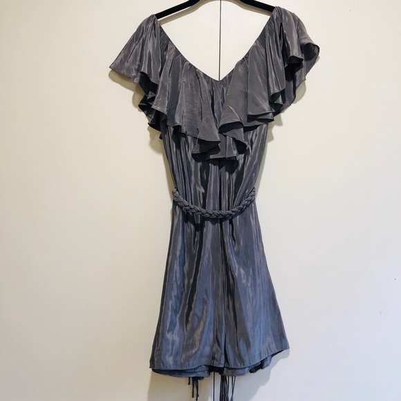 MIHA***Beautiful Gray Dress w/ Gorgeous Belt - Picture 4 of 5